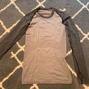 Lululemon swiftly long sleeve t shirt
